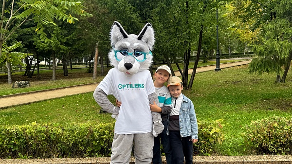 Волк Optilens покорил Омск! 6 сентября город засиял улыбками!